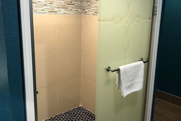 Bathroom shower