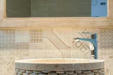 Bathroom sink