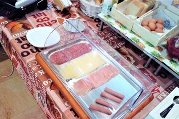 Breakfast buffet