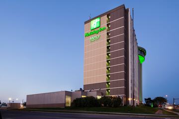 Holiday Inn Downtown - Mercy Area by IHG