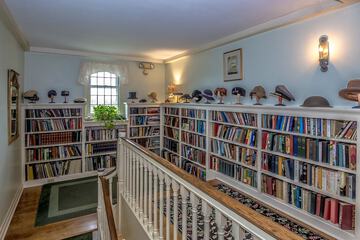 Ballroom/Hall 45 of 59