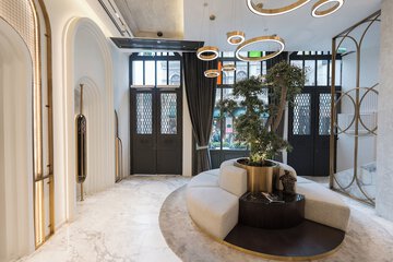 Lobby sitting area