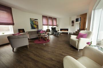 Spa reception