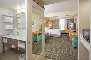 Room 40 of 56