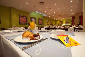 Breakfast area
