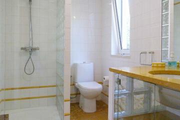 Photo 36