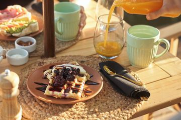 Breakfast meal