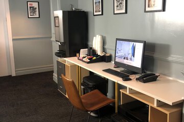 Business Center 48 of 60