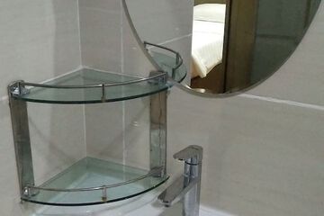 Bathroom sink