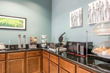 Breakfast/Coffee Service 48 of 66