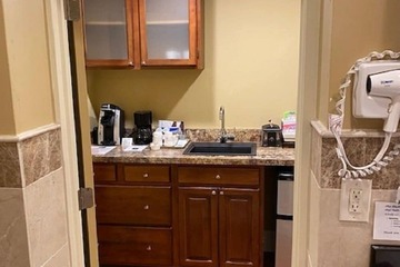Private kitchenette