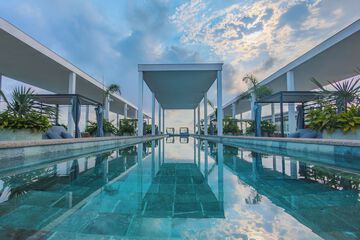 Rooftop pool