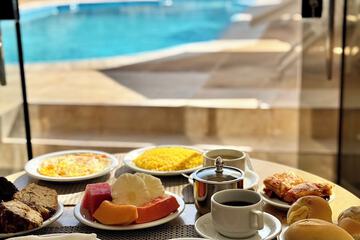 Breakfast buffet