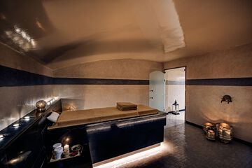 Steam room