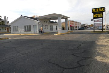 Fairfax Motel