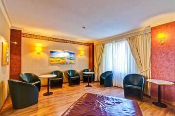 Hotel Bar