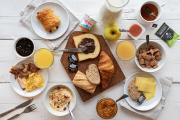 Breakfast buffet