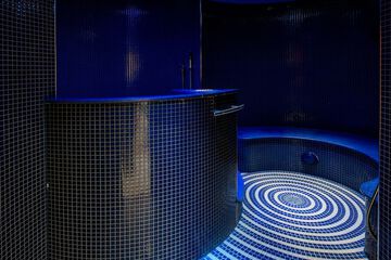 Steam room