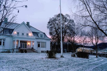 Front of property - evening/night