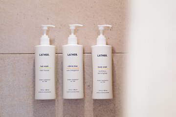 Bathroom amenities
