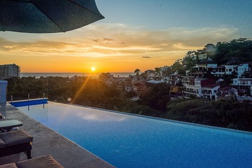Rooftop pool