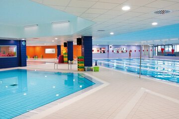 Exercise/lap pool