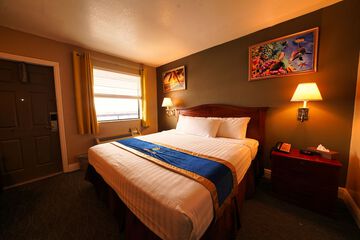 Room 9 of 31
