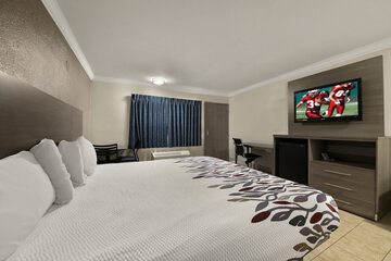 Room 17 of 32