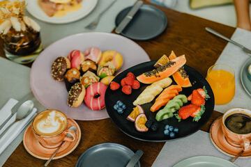 Breakfast meal