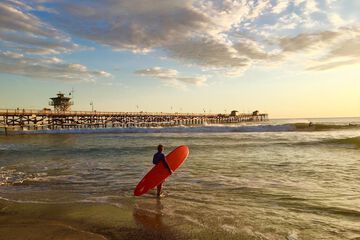 Surfing/boogie boarding