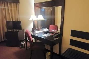 Photo 8