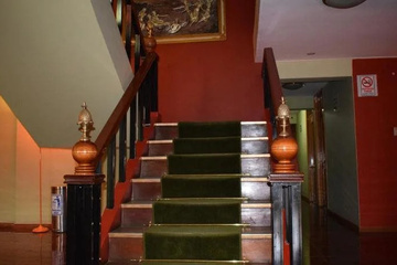 hotel_rooms
