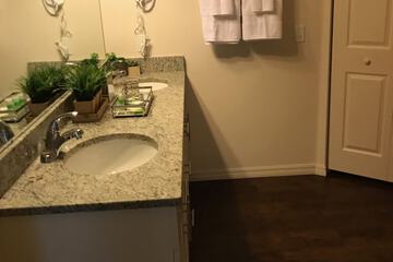 Bathroom sink