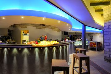 Poolside bar