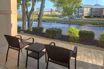 Terrace/Patio 23 of 33