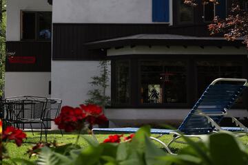 Hotel Exterior 92 of 104