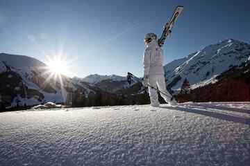 Snow and ski sports