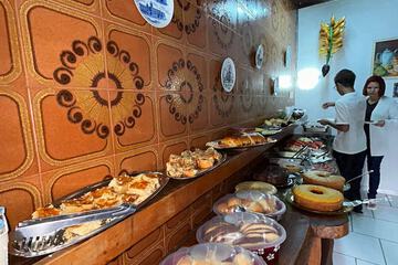 Breakfast buffet