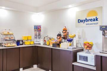 Breakfast/Coffee Service 27 of 43