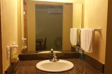 Bathroom sink