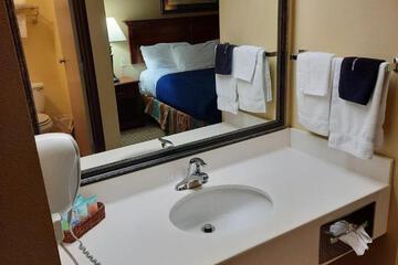 Room 15 of 23