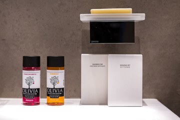 Bathroom amenities