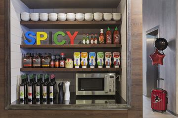 Snack bar
