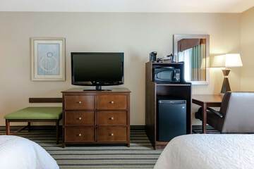 Room 17 of 33