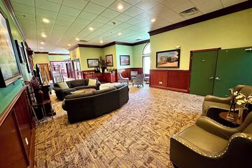 Hotel Interior 9 of 33