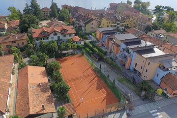 Tennis court