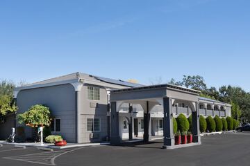 The Orchard Hotel