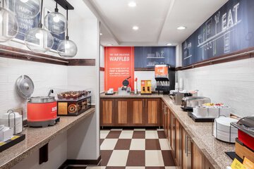 Breakfast/Coffee Service 27 of 35