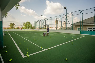 Tennis court