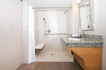 Bathroom shower
